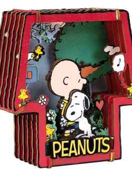 PUREMIND SNOOPY HEALING HUG WOODEN THEATER