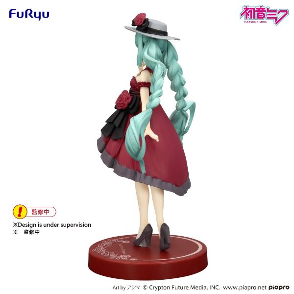 FURYU TRIO-TRY-IT FIGURE HATSUNE MIKU - OUTING DRESS RED VER - Image 2
