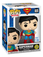 Funko Pop Superman 615 Glows In The Dark - Imagen 2